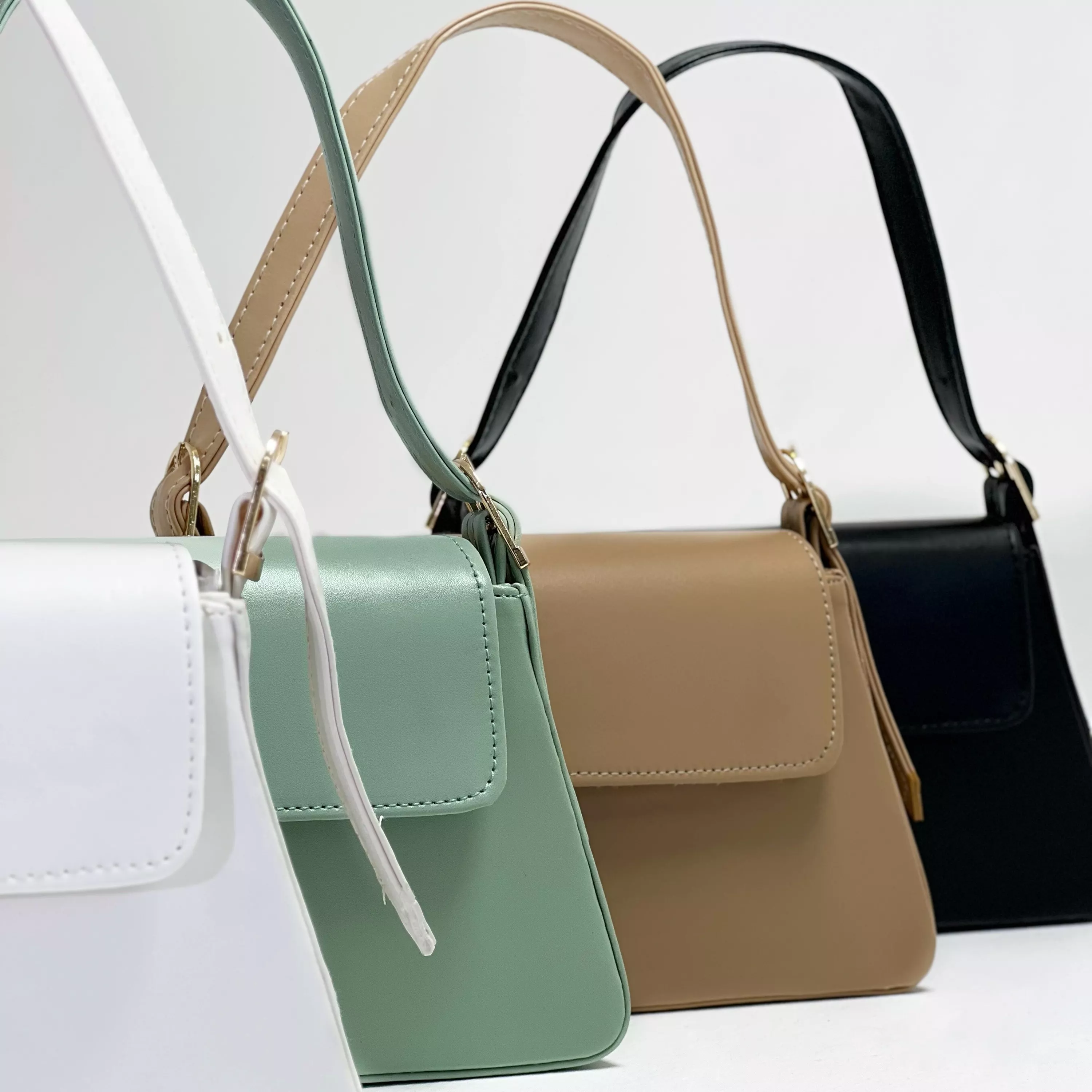 کیف پاس S 1921